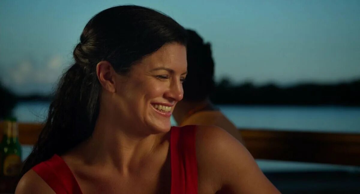 Мэделин стоу в фильме месть. Кевин костнер месть. Месть с кевином костнером фильм 2019. Месть нерожденному фильм. Месть г.