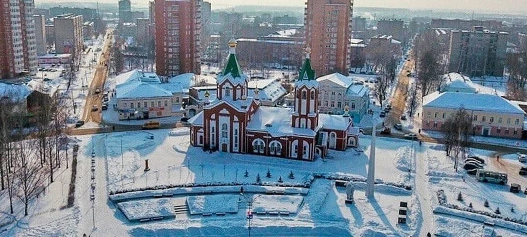 Город глазов удмуртская. Площадь свободы Глазов зимой. Город Глазов Удмуртия. Площадь город Глазов. Глазов столица Удмуртии.