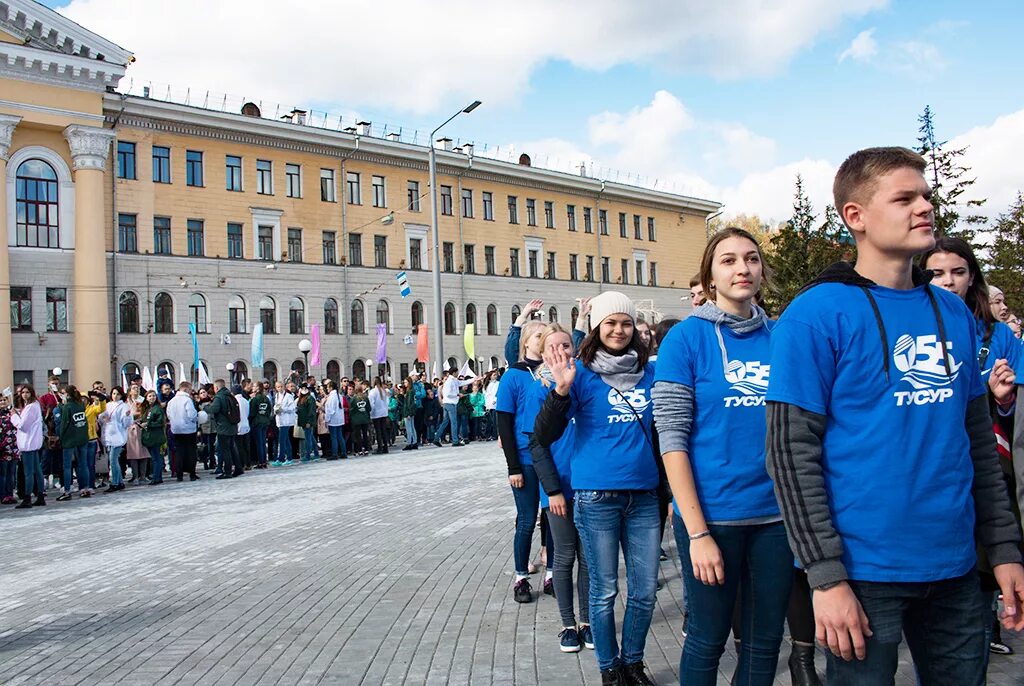 Абитуриент тусур. ТУСУР университет. Томский университет систем управления и радиоэлектроники. ТИАСУР Томск. Главный корпус ТУСУР Томск.