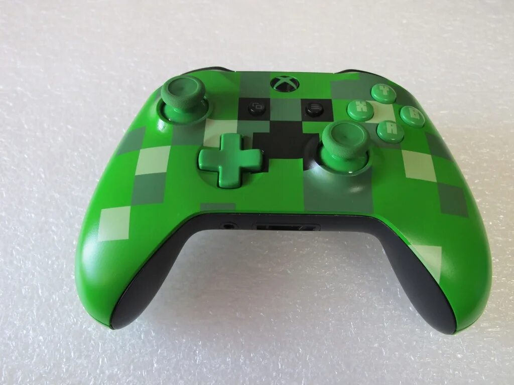 Управление геймпад майнкрафт. Геймпад xbox майнкрафт. геймпад microsoft xbox one controller minecraft creeper (wl3-00057) wl3-00057. геймпад xbox one minecraft. подставка для геймпада xbox.