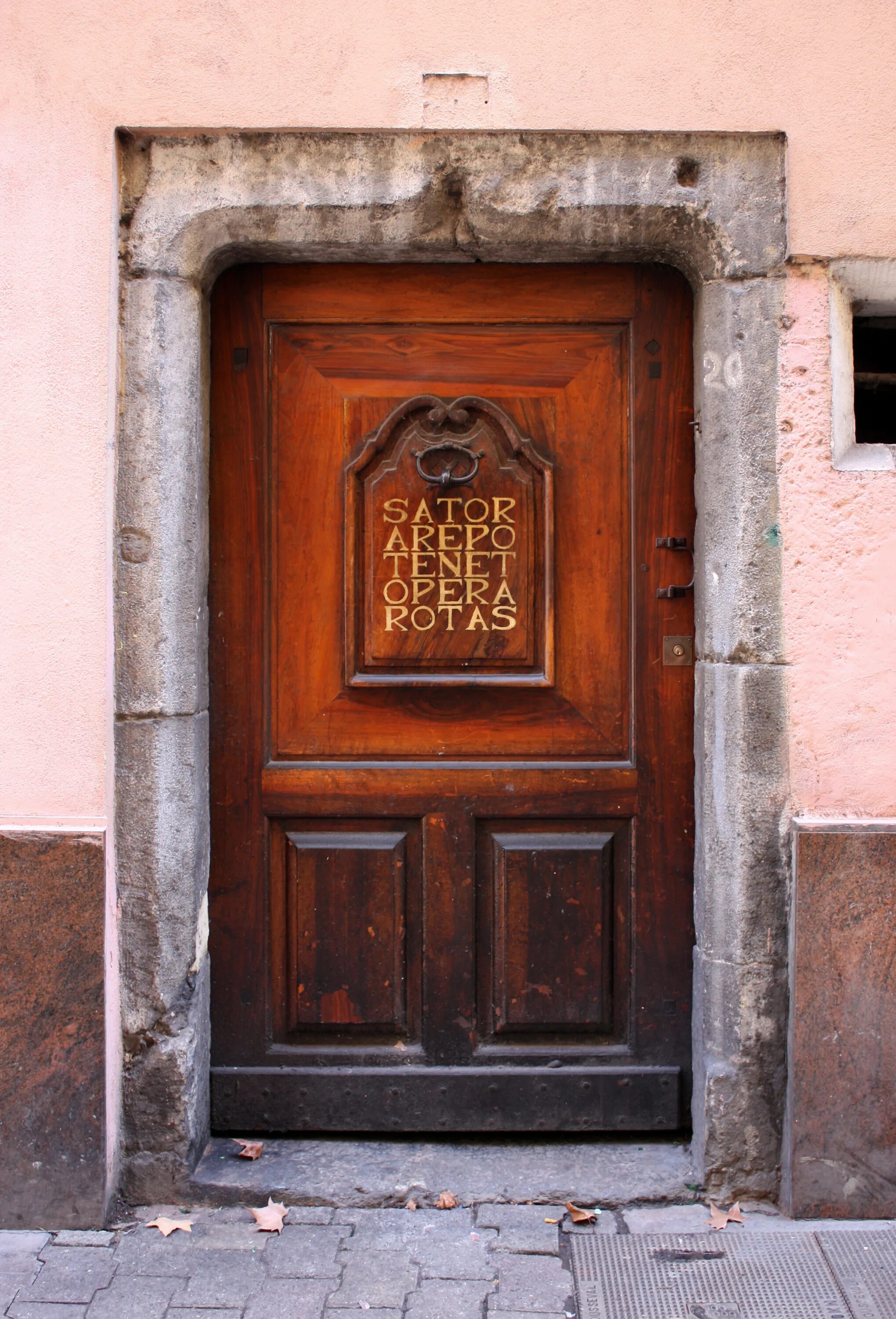 Sator arepo opera