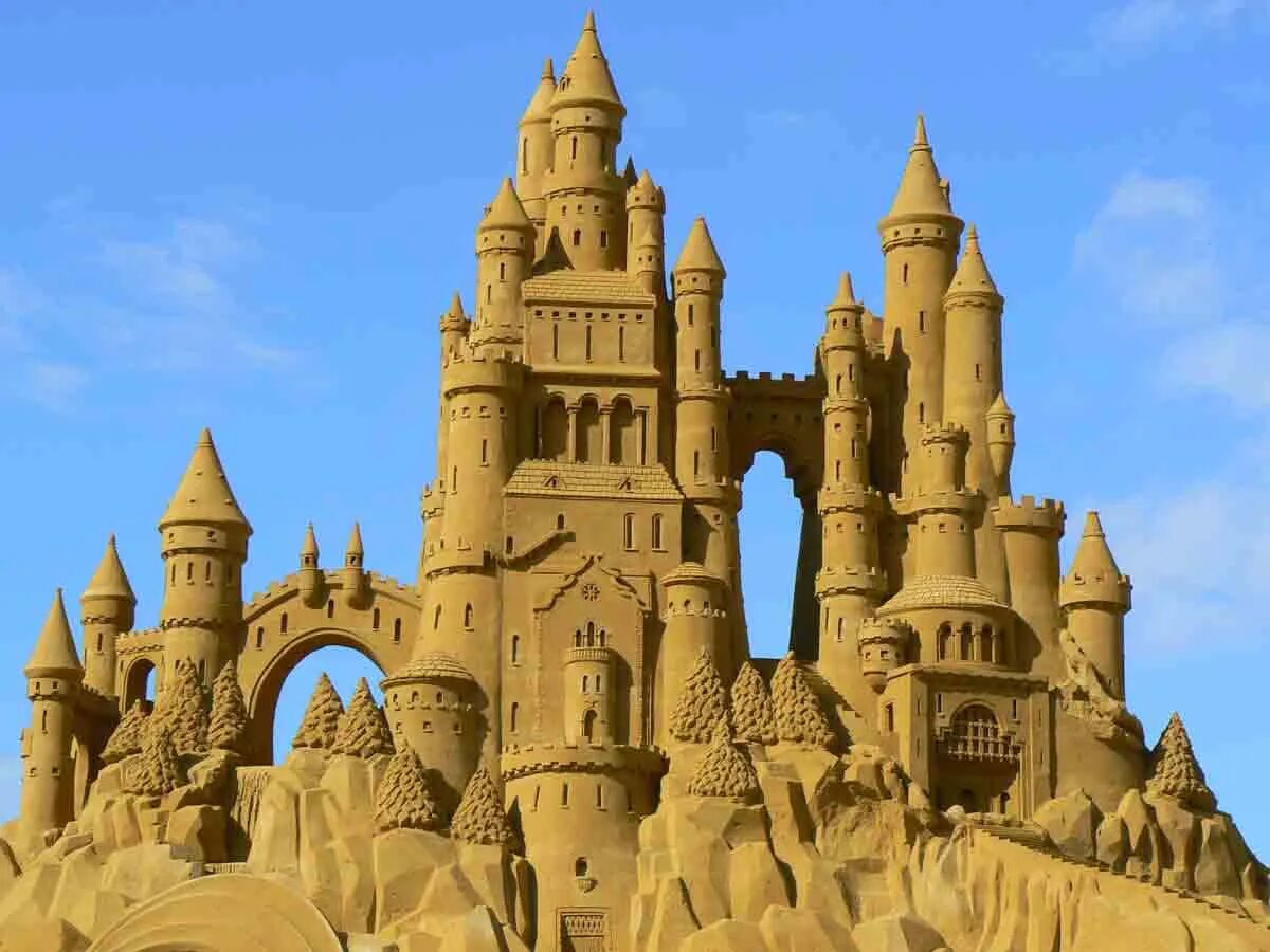 I making sandcastle
