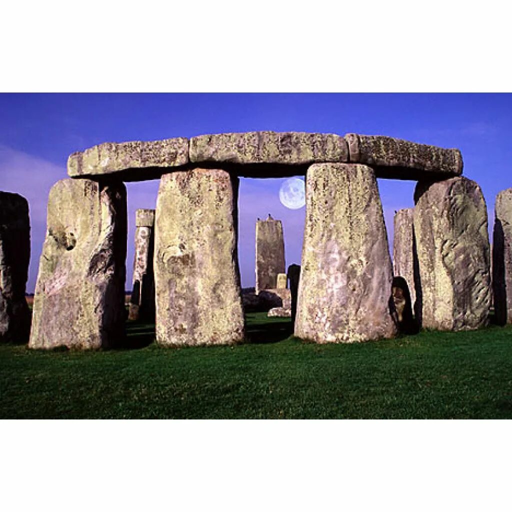 Stonehenge is perhaps the worlds. Шотландия Стоунхендж. Стоунхендж презентация. Стоунхендж трансформеры. Stonehenge Visitors.