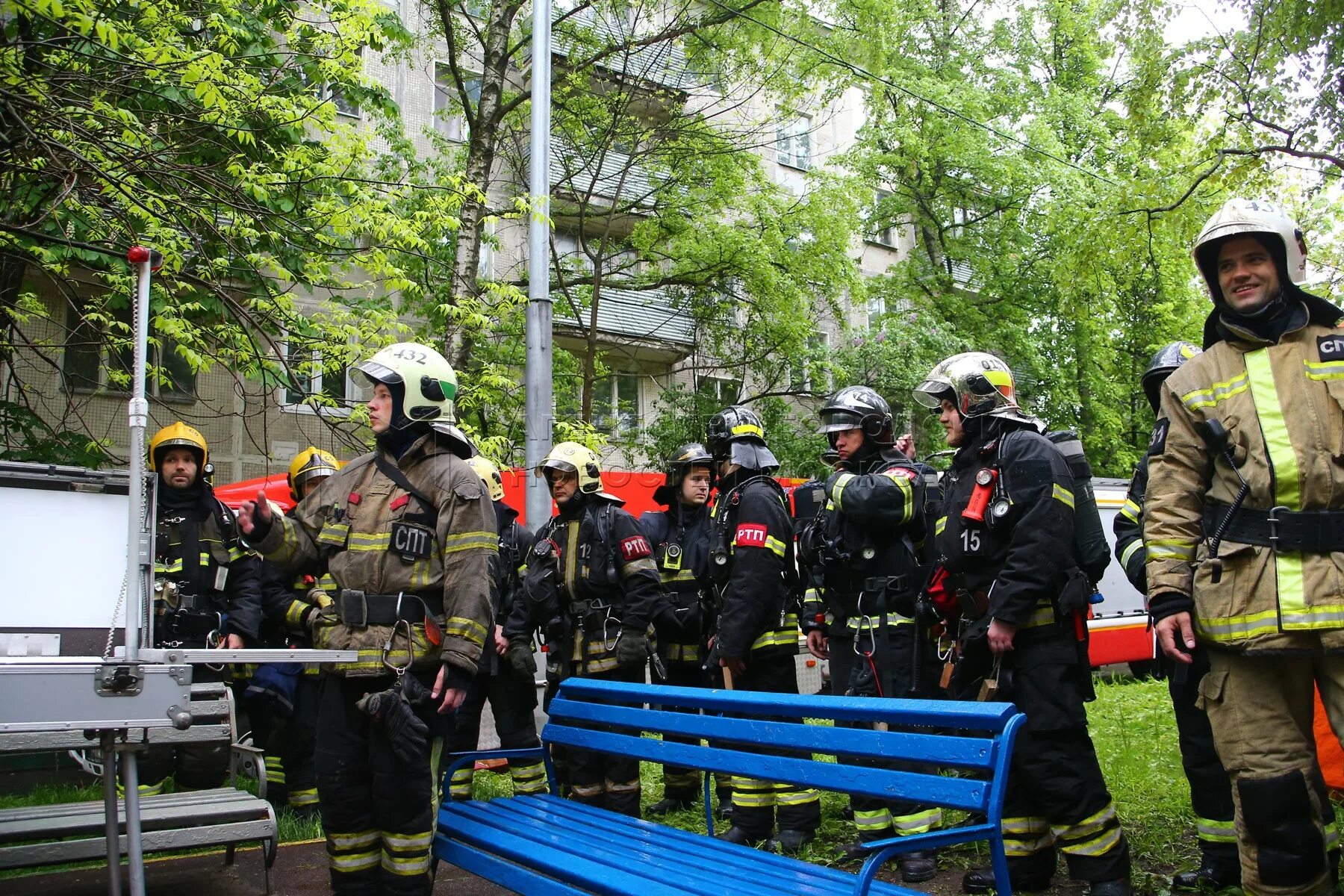 Пожарные России. МЧС Москва. Сигналы тревоги в городе. Пожарные МЧС России.