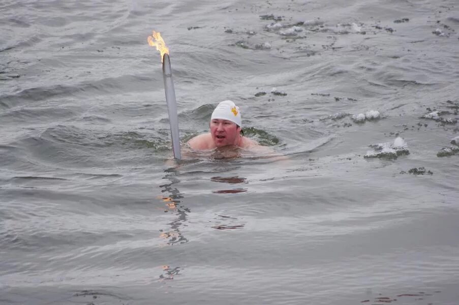 Быстро устаю в воде. Заплыв приколы. Утомился воды. Устал в воде.