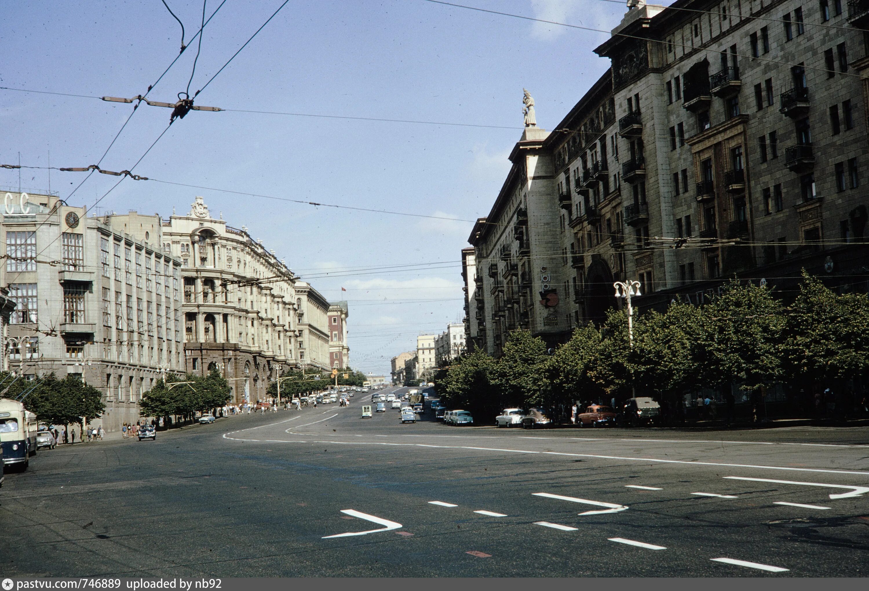 Ул горького 80. Улица Горького в Москве. Улица Горького Москва 1963. Москва ул Горького 80е. Улица Горького Москва сейчас.