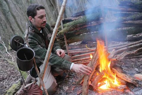 Spring Equinox Wildcamp With MCQ Bushcraft Night In The Wood, Survival Shel...