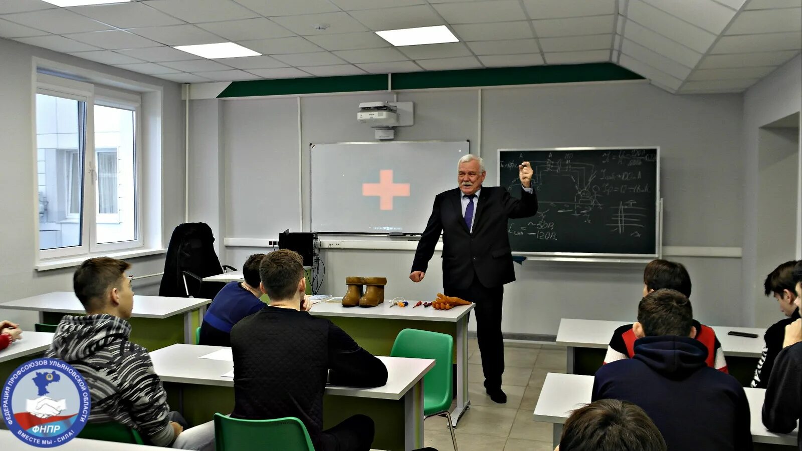 1 авиак мпания импр визация б лагур. Авиак Ульяновск колледж. Ульяновский авиационный колледж межрегиональный центр компетенций. Ульяновский авиационный колледж МЦК. Авиационный колледж Ульяновск новый город.