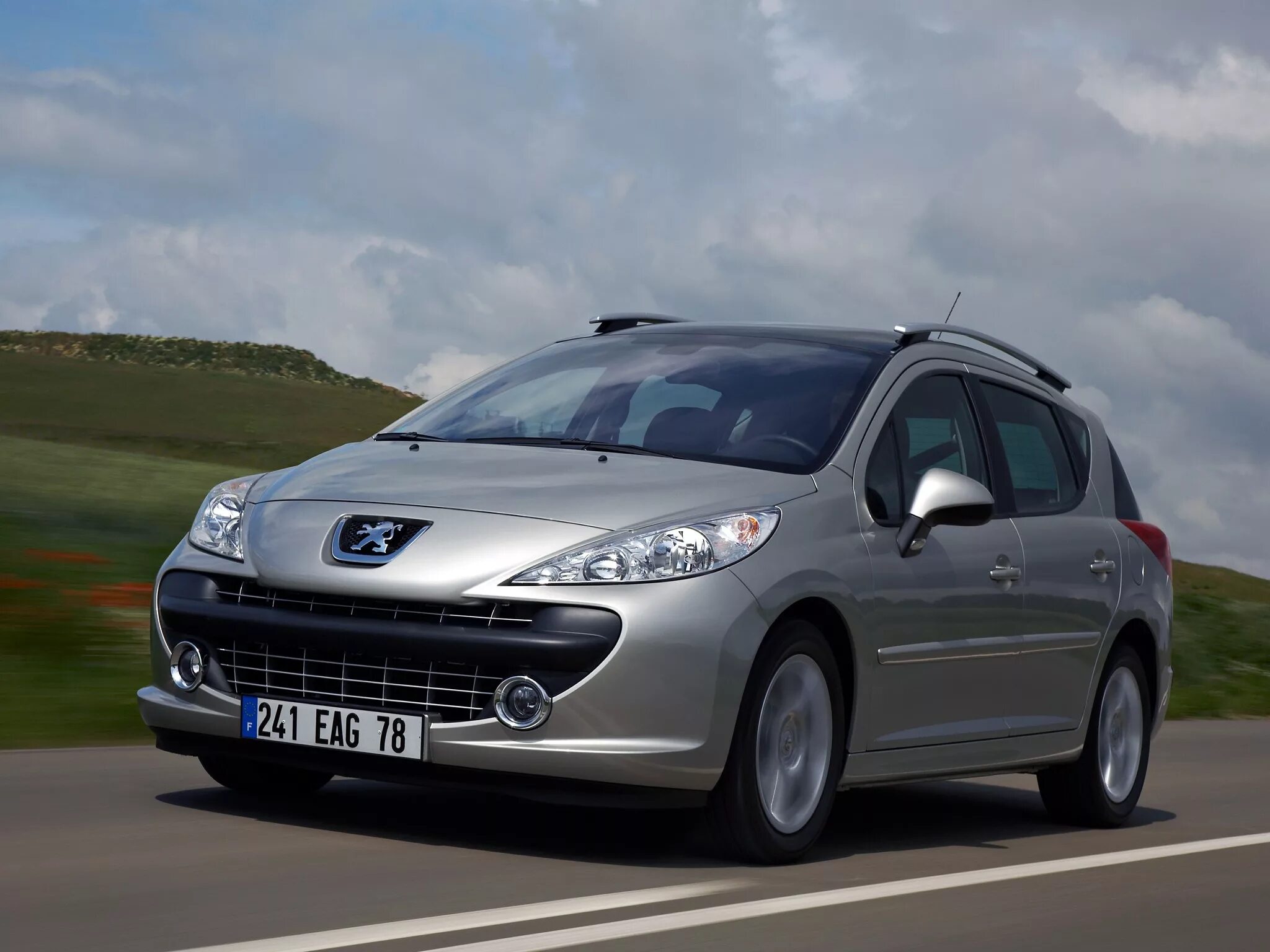 Авто пежо дизель. Peugeot 207 sw wk. пежо 207 2006. peugeot 207 2007. peugeot 207 2006.