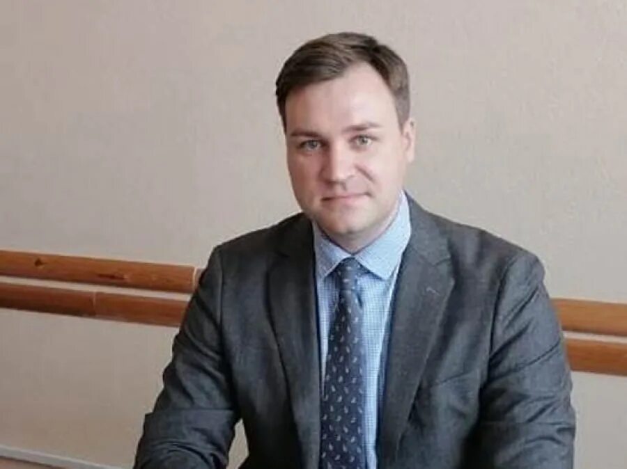 Илья владимирович середюк мэр. Глава города минусинска. Глава города название. Глава города название. Иван веснин глава городского округа верхняя тура.