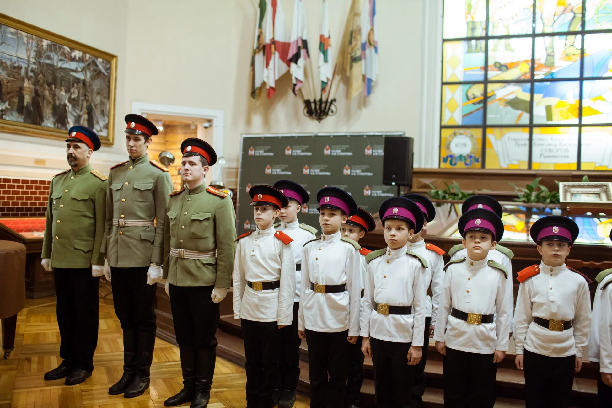 Кадетские школы история. Кадетские школы история. Кадетский класс. Кадетское училище в санкт-петербурге для мальчиков. Кадетская школа.