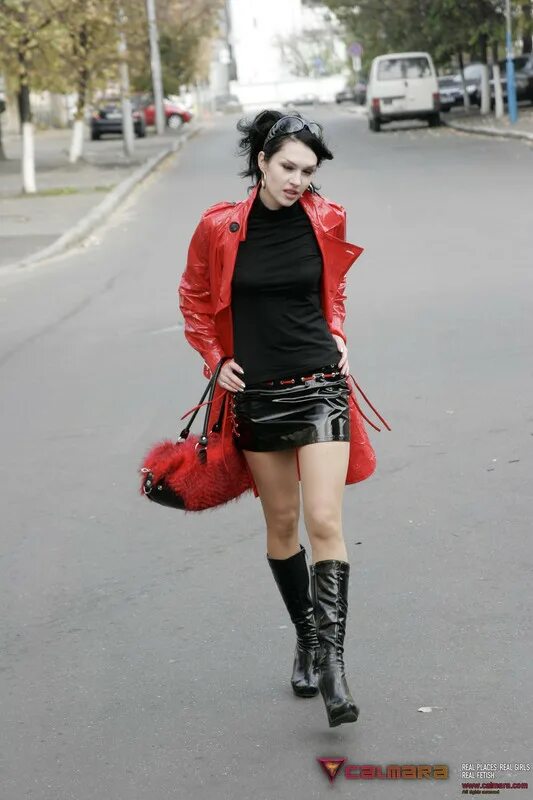 Calmara nicole. Calmara nicole. Calmara justine. Латекс pvc. Фетиш реал.
