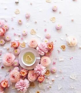 Lay flowers