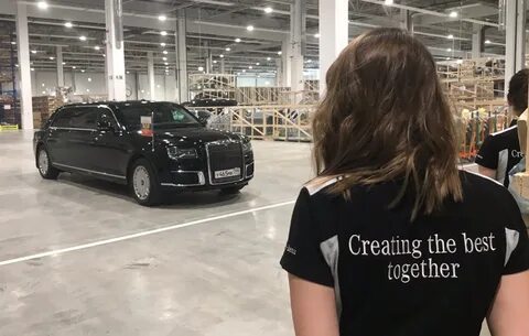Открывает mercedes