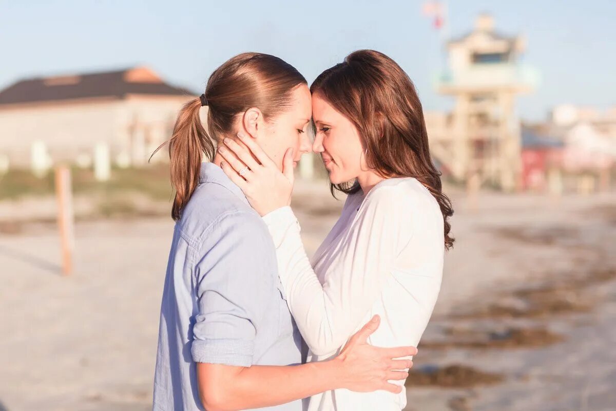 St lesbian. Женская любовь. Красивые лесбийские пары.