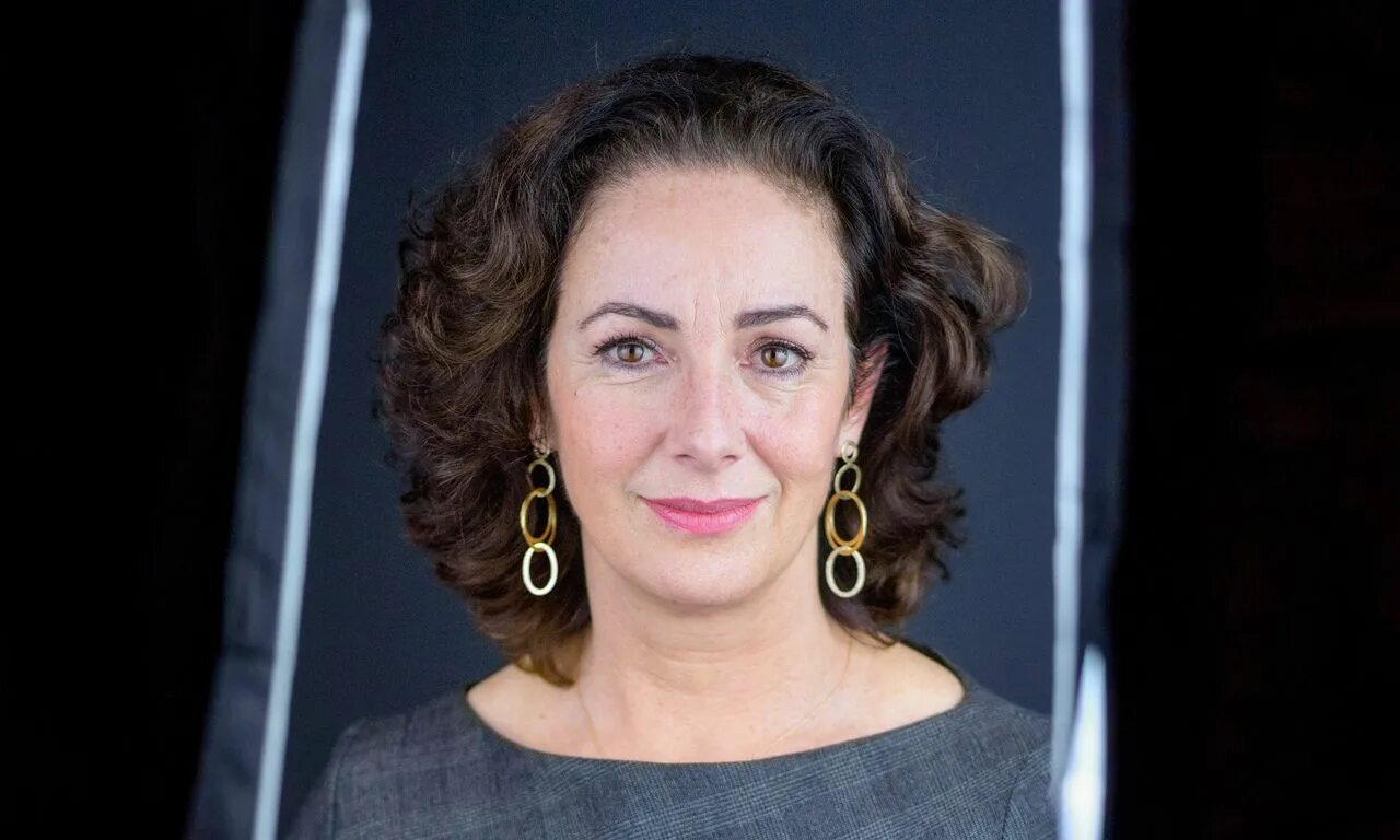 Мэр амстердама фемке халсема фото. Фемке халсема. Фемке халсема. Фемке халсема мэр амстердама. Фемке халсема.