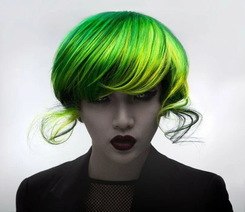 яркое окрашивание на короткие волосы. зелёные кароткие волосы. зеленые волосы. короткие зеленые. зеленые волосы стрижки пикси.