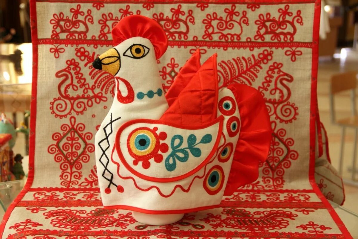 Промыслы кировской области дымковская игрушка. Ярмарка народных промыслов и ремесел. Дымковская игрушка герцена 5. Промысел вятка. Музей вятские народные художественные промыслы киров.