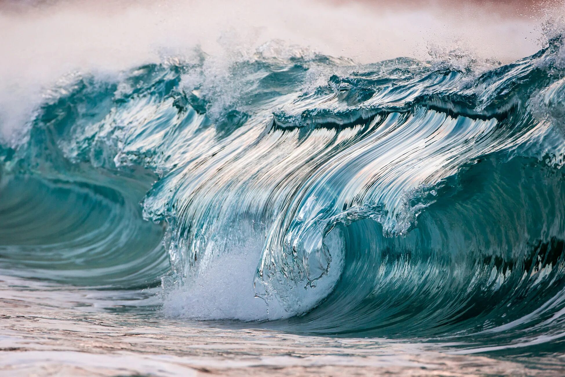 Spins waves waves. Океан волны. Море, волны. Удивительная красота воды. Красота моря.