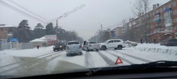 Почта канск 40 лет октября. Канск 40 лет октября 66а. Г Канск ул 40 лет октября 66. 40 Лет октября 66а Канск на карте. Авария на выезде с Канска 30 октября.