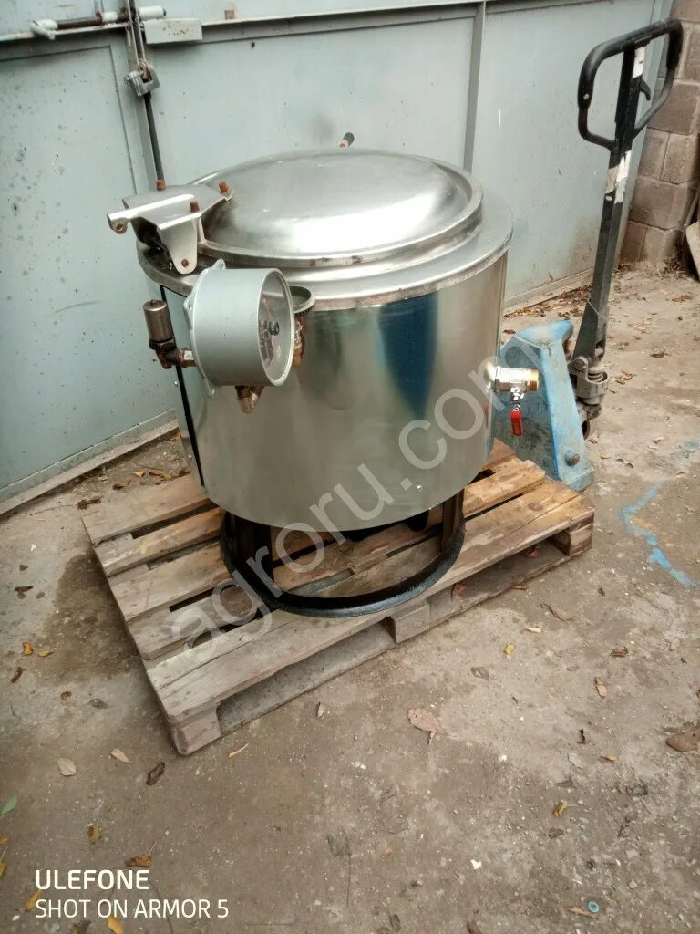 Кпэ 60. Пищеварочный котел кпэ-100. котёл пищеварочный электрический неопрокидывающийся кпэ-100. котел кпэ-60. кпэ 250 котел пищевой старый.