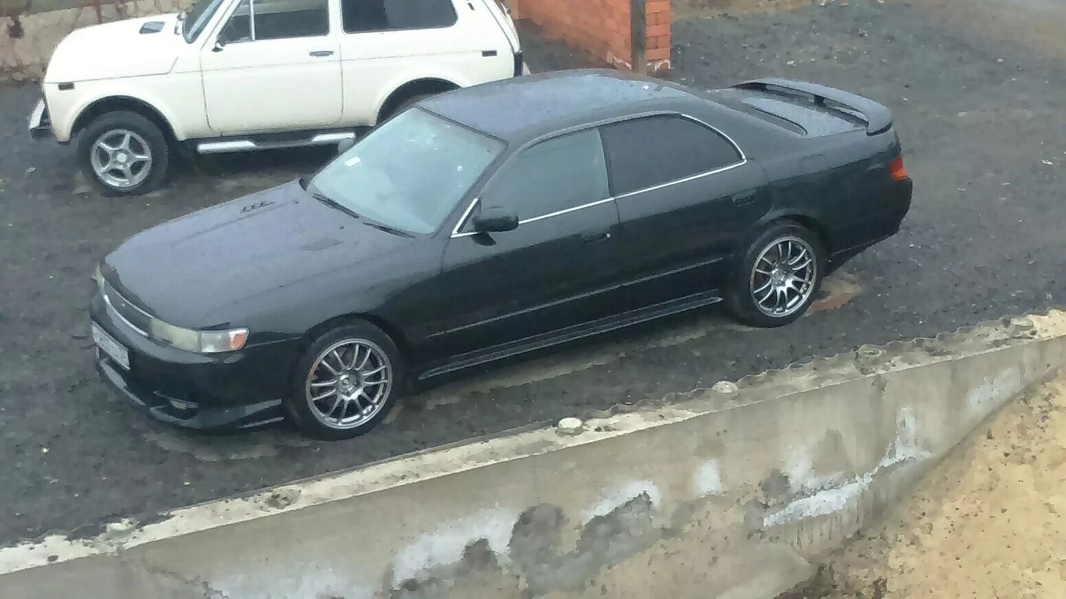 Машина чайзер 90. Тойота чайзер 93 года. Тойота чайзер 93. Enkei rs evolution 17 toyota chaser. Тойота чайзер 1993 года.