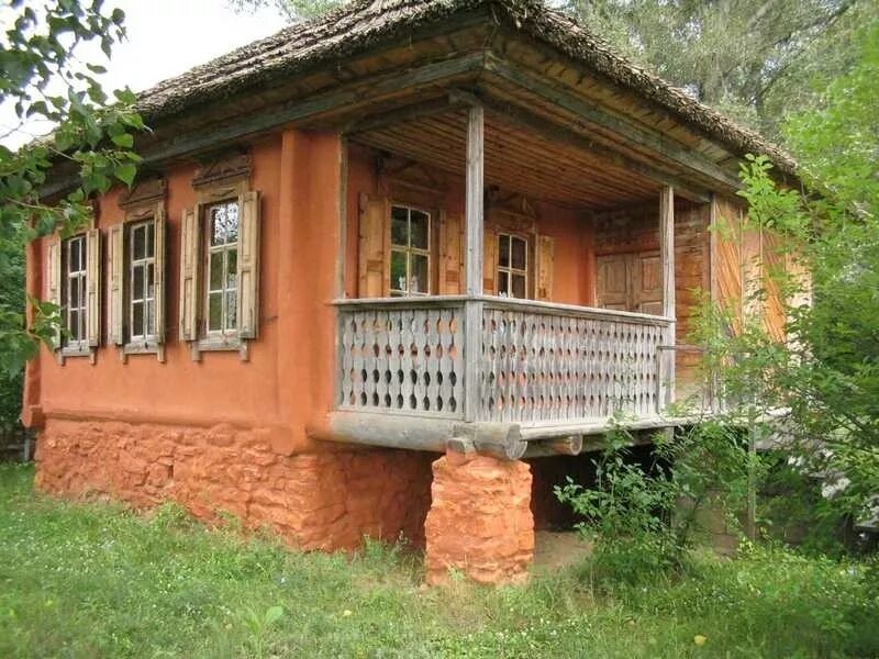 Казачий курень старочеркасск. Казачий курень соль илецк база отдыха. Казачий курень иловля музей. Казачий курень иловля музей. Музей куреней.