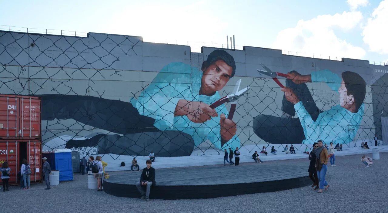 музей стрит атра санкт петербург. шоссе революции, 84аб. музей стрит арт петербург. музей стрит арта санкт-петербург. стрит арт музей спб шоссе революции.