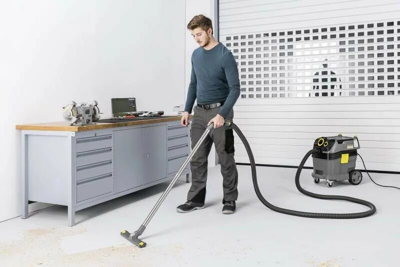 Пылесос Karcher NT 30/1. Пылесос влажной и сухой уборки Karcher NT 30/1 Tact te l 1.148-211. NT 30/1 Tact te l. Пылесос Kärcher NT 30/1 Tact te l. Пылесос для качественной уборки