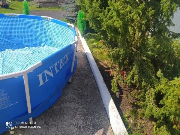 Бассейн высота 100 см. Каркасный бассейн 400х200х100см. каркасный бассейн на даче. каркасный бассейн с окнами. бассейн каркасный мини.