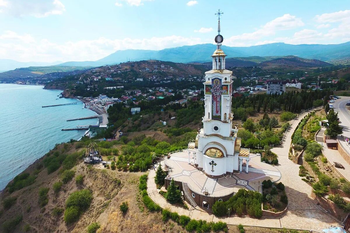 Малореченское Крым парк. Эдельвейс Малореченское Крым. Алушта Малореченское. Малореченский парк Княжевичей. Погода в малореченском