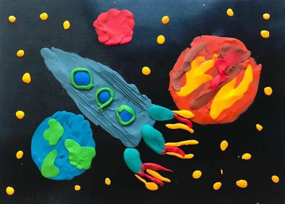 Поделки ко дню космонавтики в подготовительной группе. Пластилинография. Лепка из пластилина для детей на тему космос. Пластилинография для детей. Лепка для детей 4-5 лет космос.