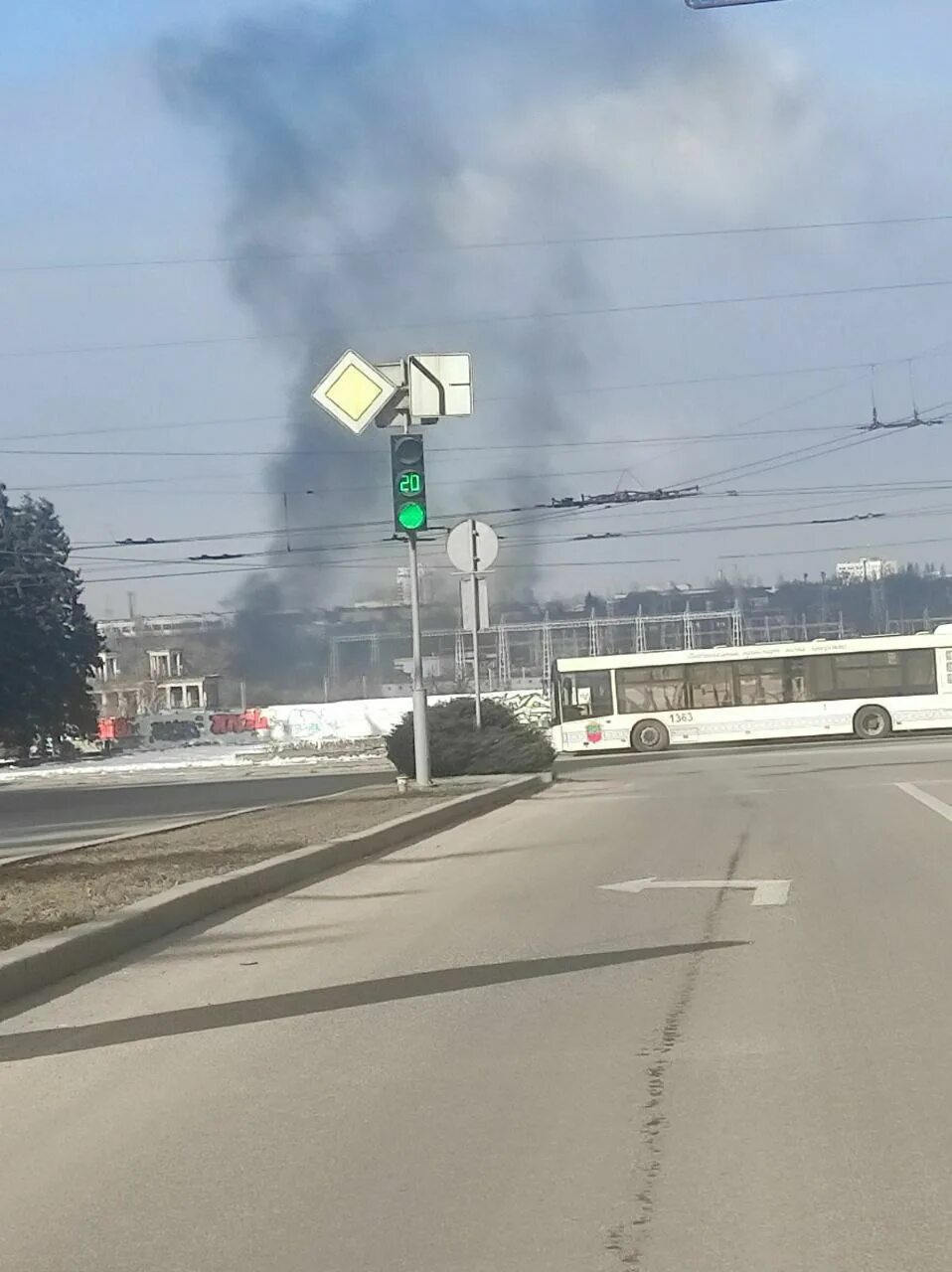 Удар по днепрогэс ракетный видео. Запорожье взрыв на ДНЕПРОГЭСЕ. Запорожье сейчас. Город Запорожье сегодня. ДНЕПРОГЭС взрыв 2023.