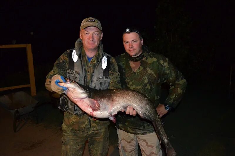 Михайловка астраханская область харабалинский район. Бухал в харабалях. Астрахань ахтуба рыбалка 2020. Харабалинская рыбалка. Прогноз погоды харабали на месяц.