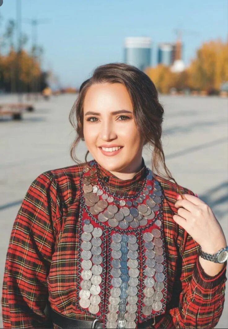 Олеся дыдыкай. Удмуртка девушка. Удмуртка в национальном костюме. Удмуртка девушка. Удмурты девушки.