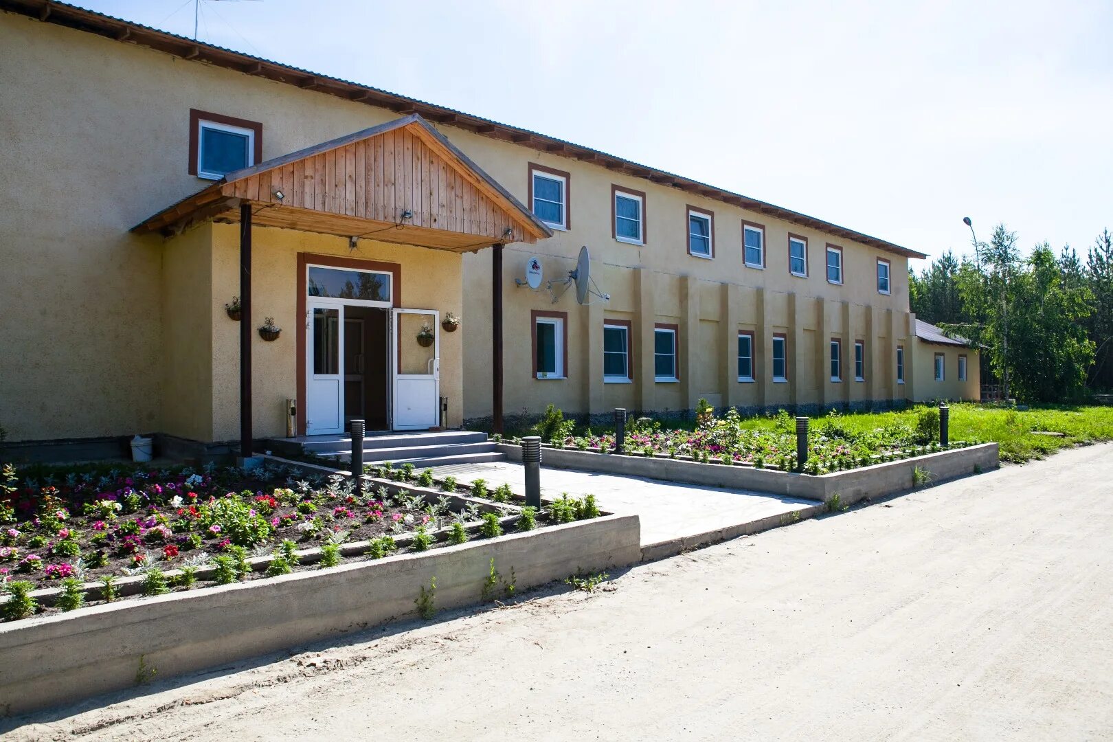 Гостиница уралочка номера. Оранж отель заречный. Гостиница тахов 2 заречный свердловская. Заречный свердловская область гостиницы. Гостиница заречный свердловская область.