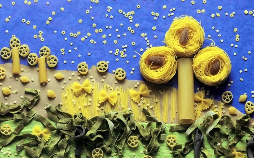 Поделки из макаронных изделий. Изделия из макарон. композиция из макаронных изделий. панно из макаронных изделий. поделки из вермишели.