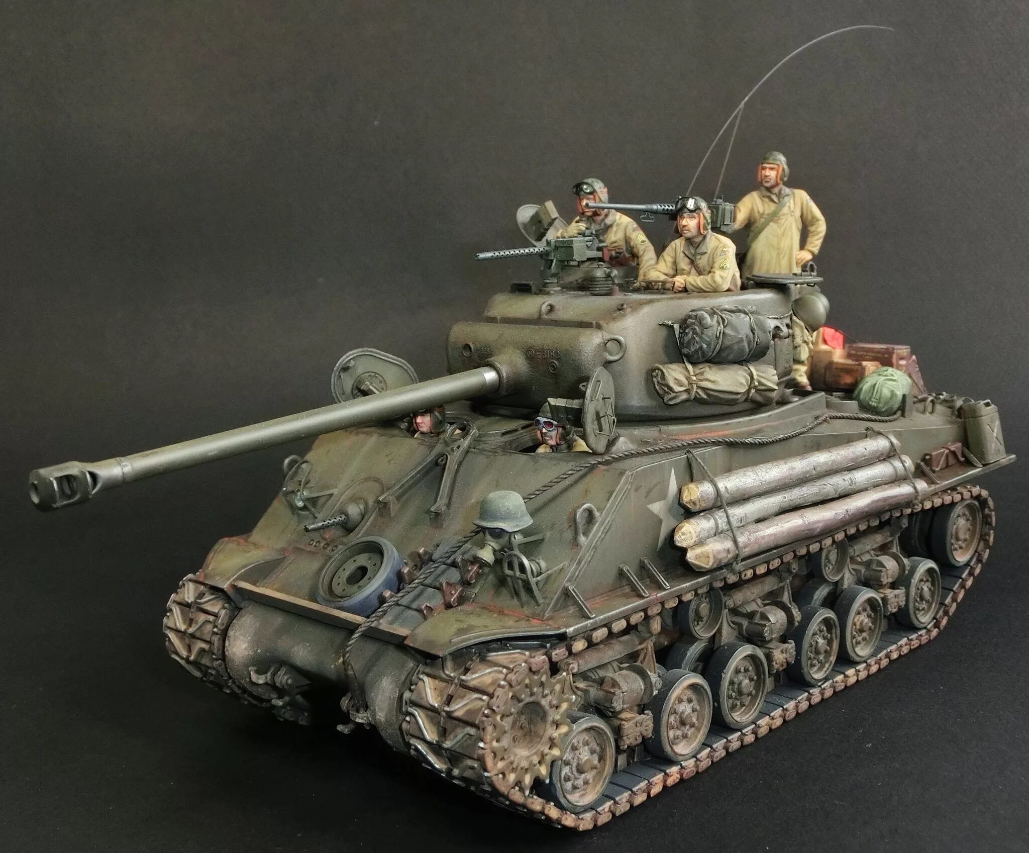 Шерман Тамия 1 35. Tamiya Sherman 1/35. Модель танка Шерман 1 35. Шерман Fury 1 35. Модели второй мировой войны