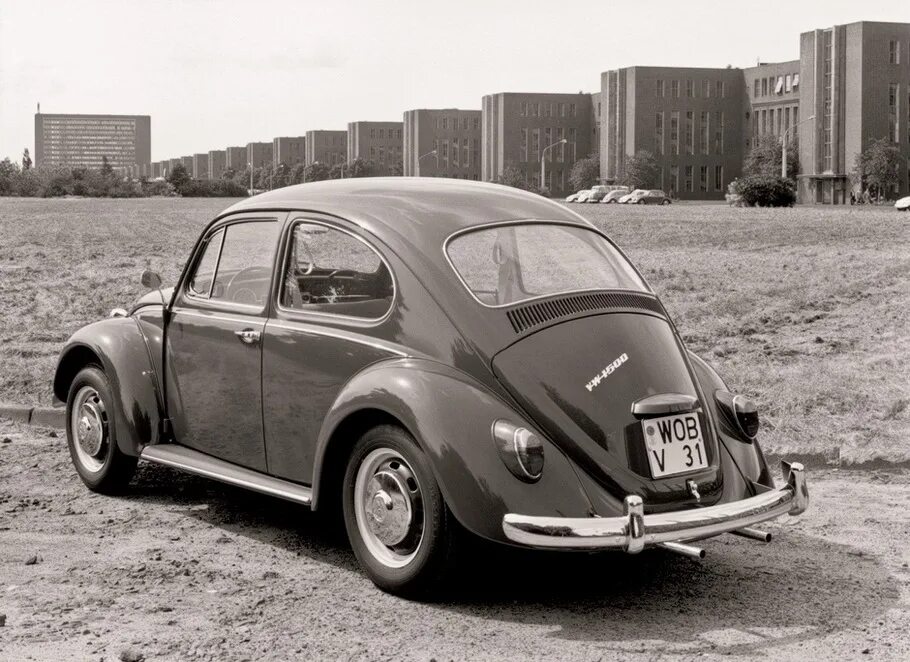 Фольксваген 20 года выпуска. Машина фольксваген 1955 года. Volkswagen kafer – «жук». Фольксваген 20 года выпуска. Vw type 3 1600.