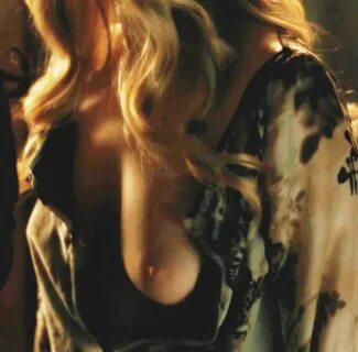 Sexy Amanda Seyfried Nude.