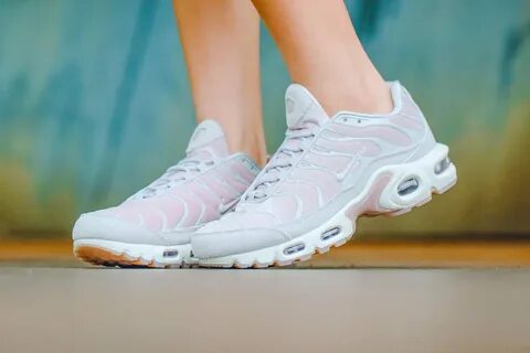 Wmns air