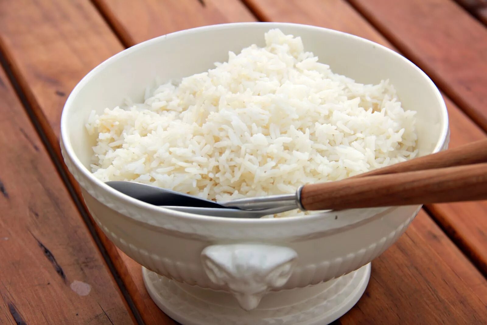 Рис в кипящую или холодную. Рис отварной рассыпчатый. Патна рис. Вареный рассыпчатый рис. Идеальный рассыпчатый рис.