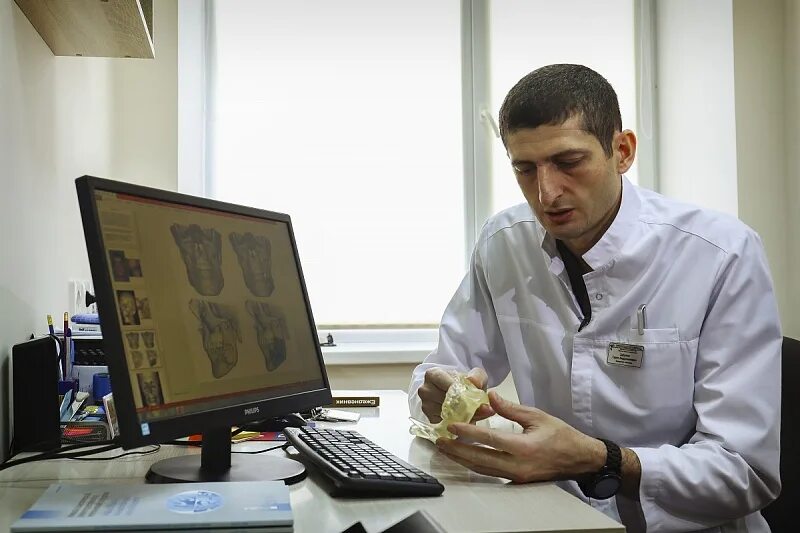 Середавина челюстно-лицевой хирург. Романчук алексей леонидович. Семашко хирургия 1. Челюстно-лицевая хирургия тимура фрунзе. Ярославская областная больница челюстно лицевая хирургия.