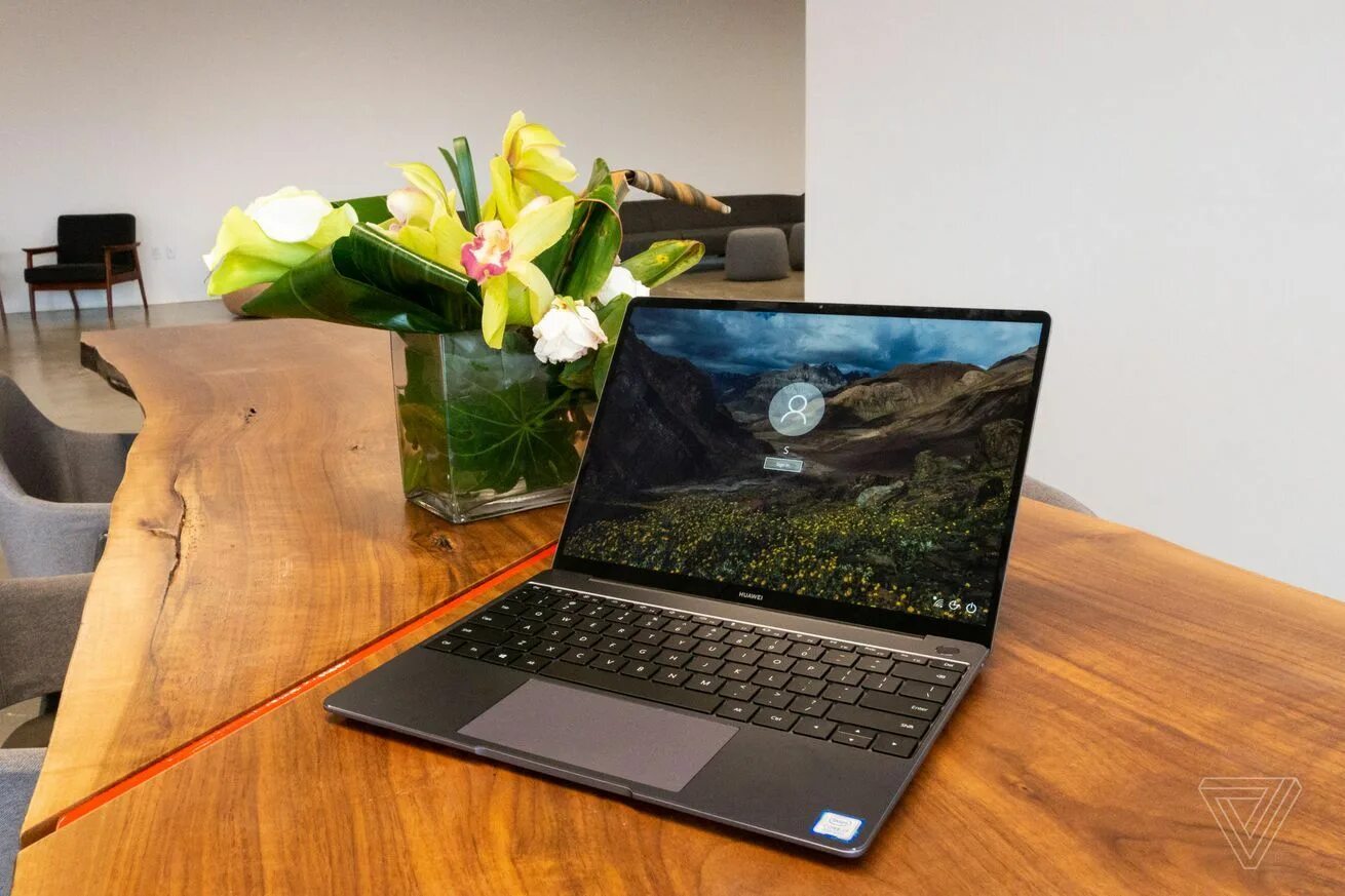 Хуавей мейт бук 13. Huawei matebook 13 2020. Huawei matebook 13. Ноутбук huawei matebook 16s. Ноутбук huawei matebook.