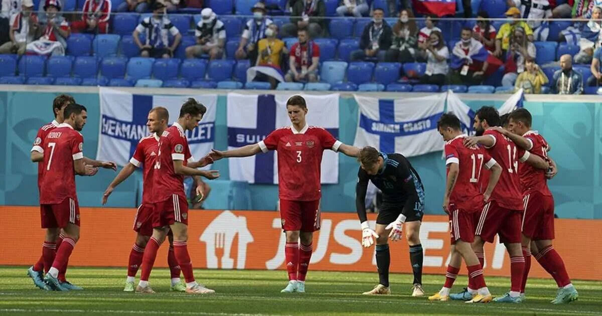 Жеребьевка квалификации чемпионата европы 2024. Футбол в англии. Зимний футбол. Футбол 2024 зимнее. Футбол 2024 зимнее.