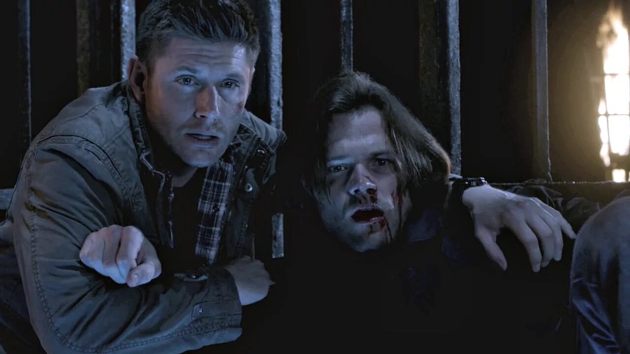 дин винчестер 1 серия. сверхъестественное 1 сезон сэм. кадры supernatural 15 сезон. сэм 8 сезон сверхъестественное сезон. дин и сэм.