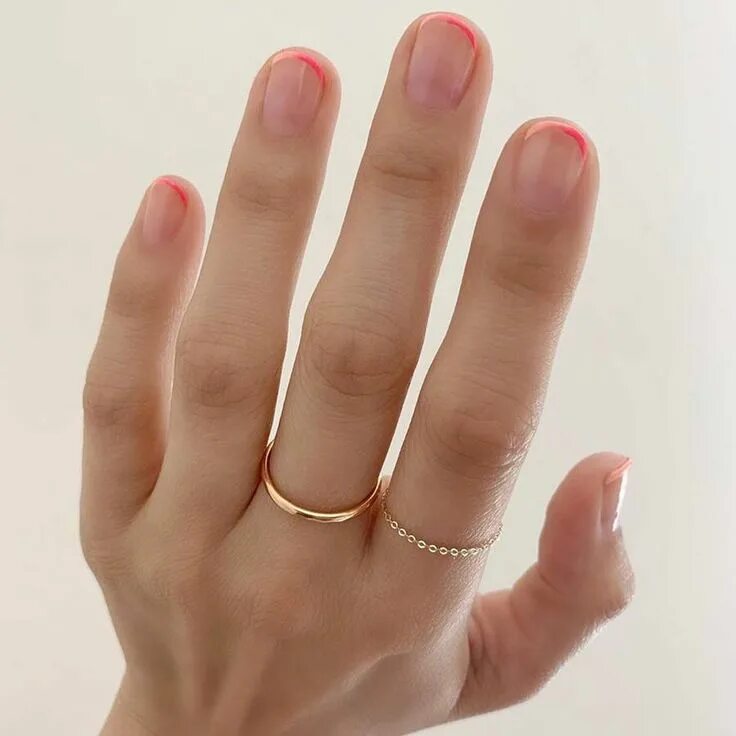 Triangle fingers. Short nail manicure, Manicures designs, Nail manicure
