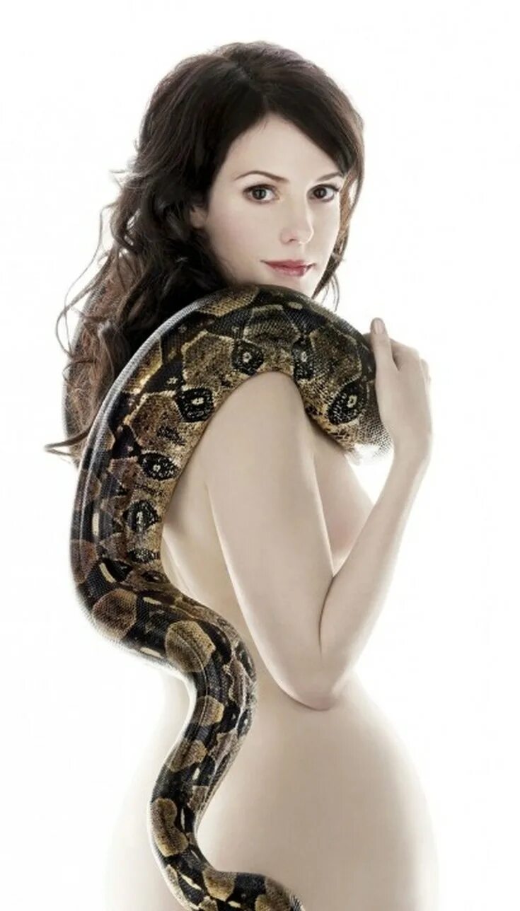Девушка змея. Девушка змея характеристика. Девушка змея характеристика. Девушка змея характеристика. Девушка змея.