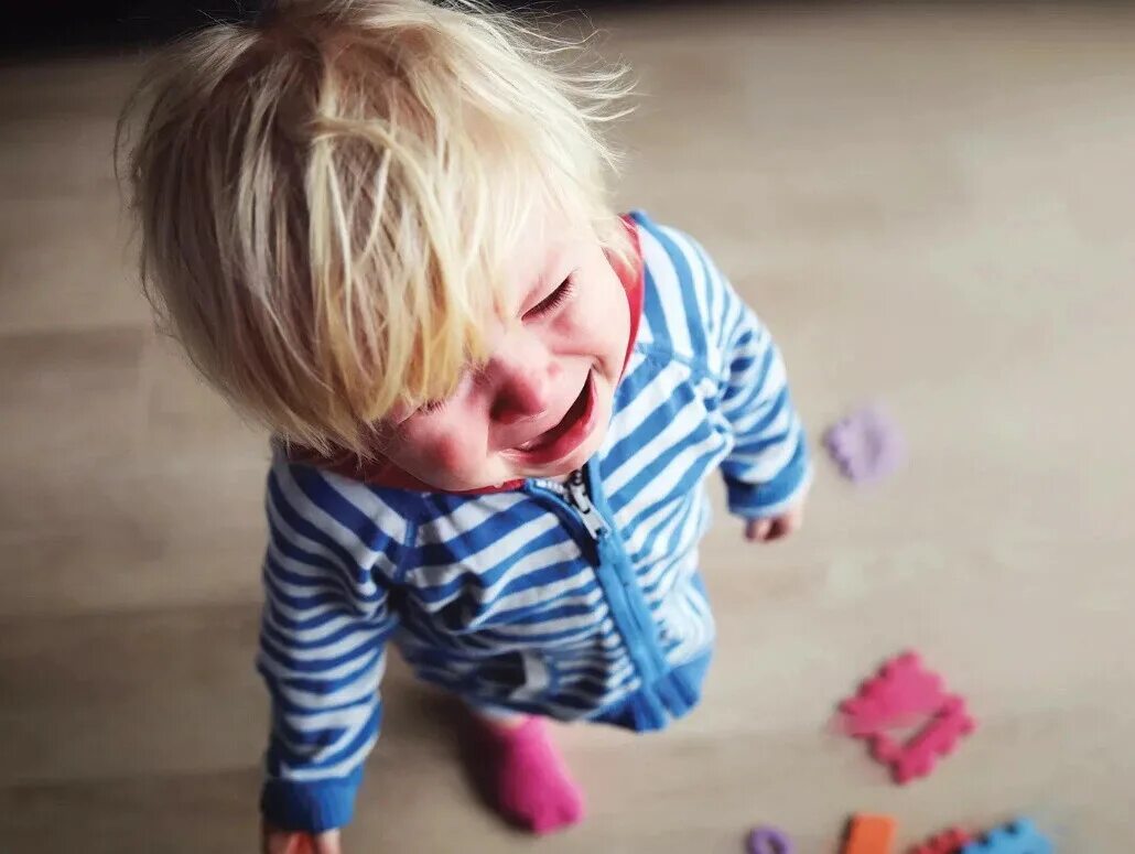 Капризный ребенок. Ребенок 1 3 истерики. Детские истерики. Капризный ребенок. Истерики у ребёнка в 5 месяцев.