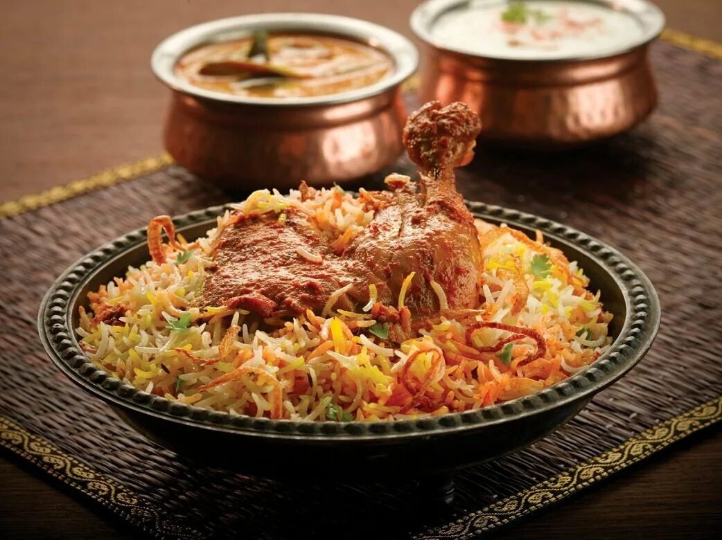 Чикен бириани. Бириани масала. Бирьяни Геншин. Hyderabadi Chicken Biryani.